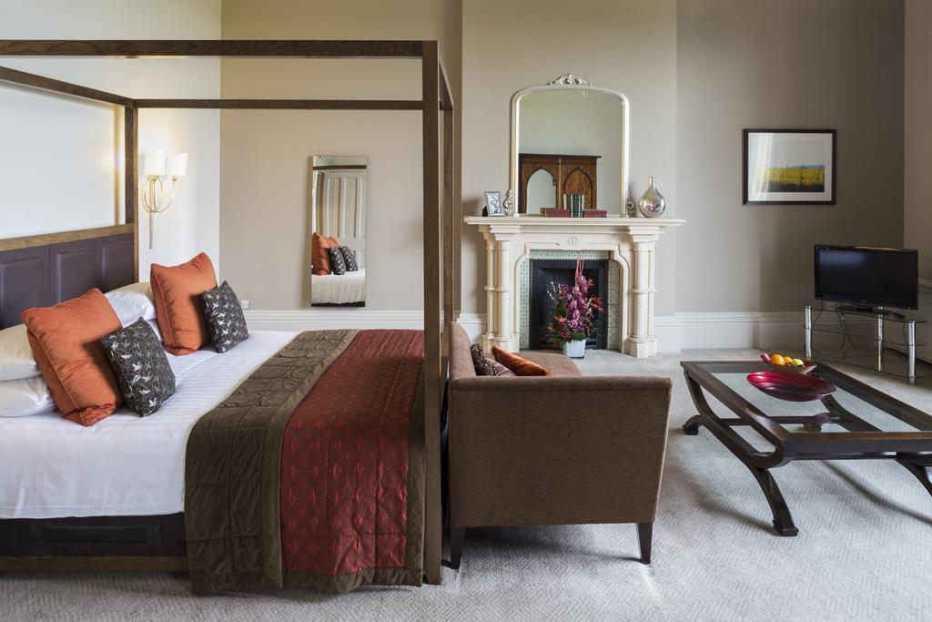 Walton Hall Hotel & Spa By Sunday Wellesbourne Exterior photo